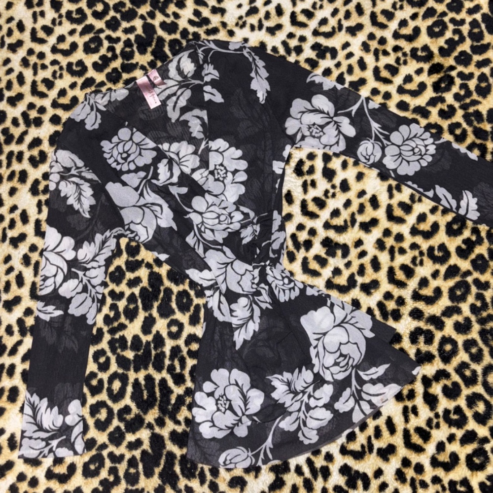 sweet pea mesh top